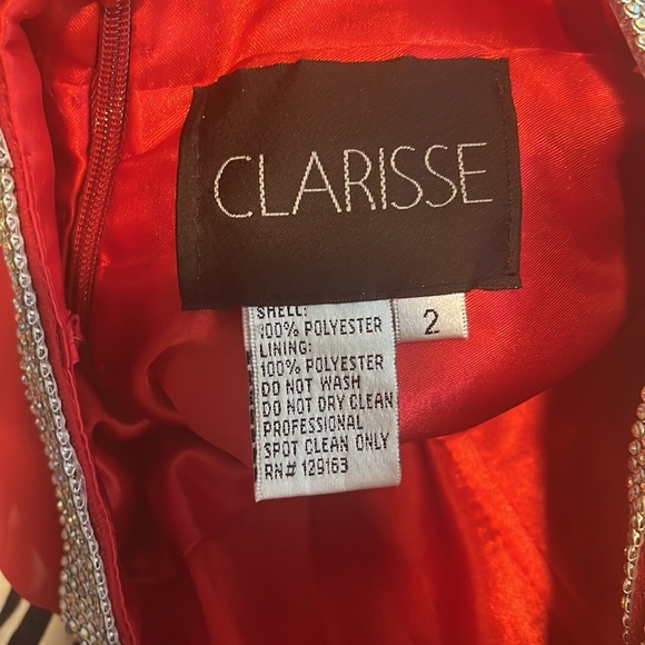 Deep Red Clarisse Prom/Homecoming Dress. - Picture 3 of 3